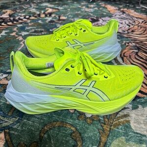 Asics NOVABLAST 4 Road Running Sneakers Athletic Shoes Safety Yellow Mens 11